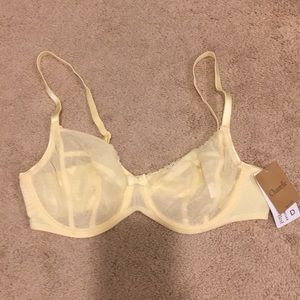 Chantelle Demi Underwire Bra in 34D